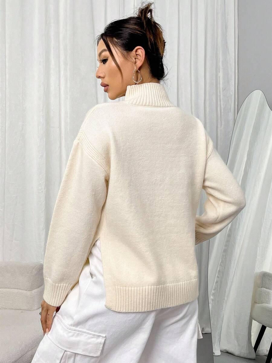 beżowy sweter golf
