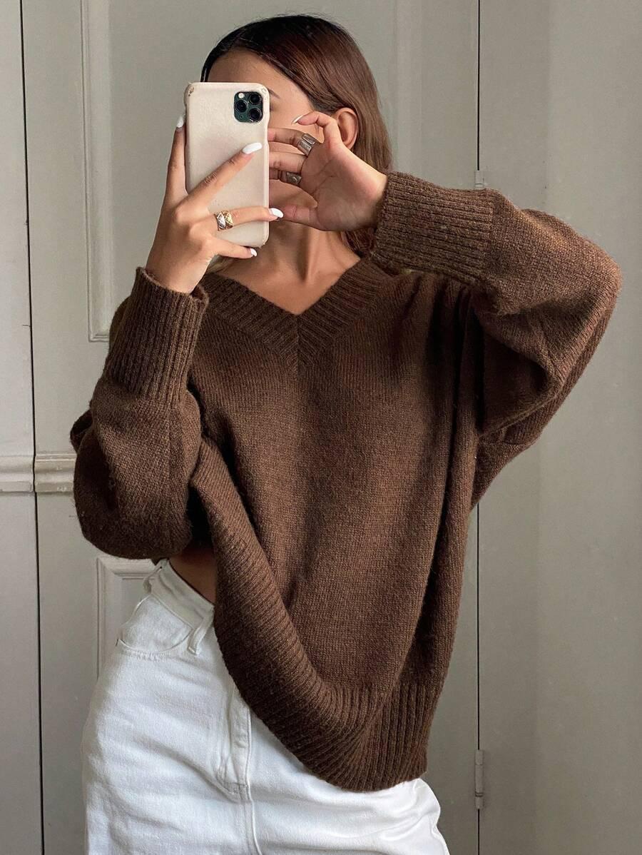 BRĄZOWY SWETER V-NECK