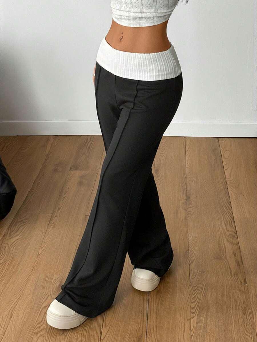 czarne spodnie casual kontrast 