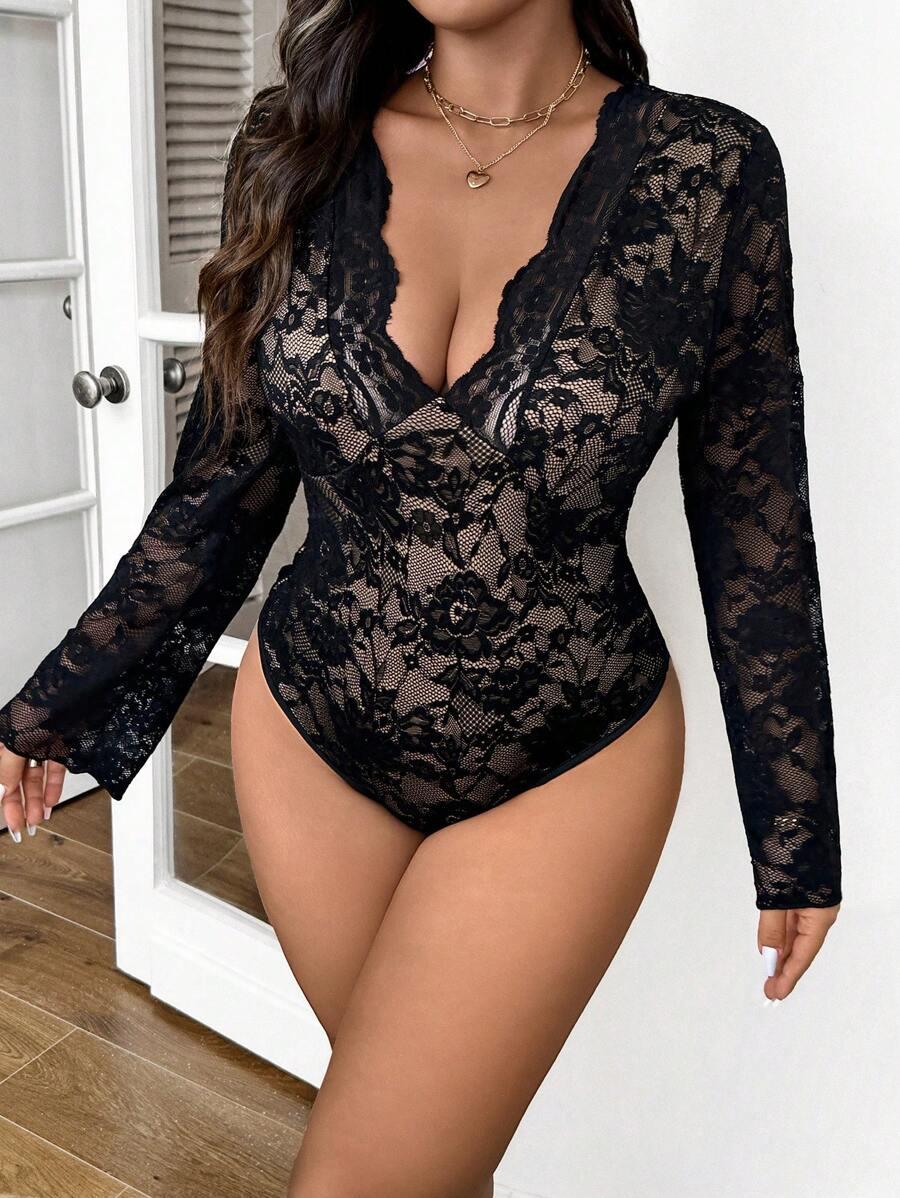 czarne body koronka