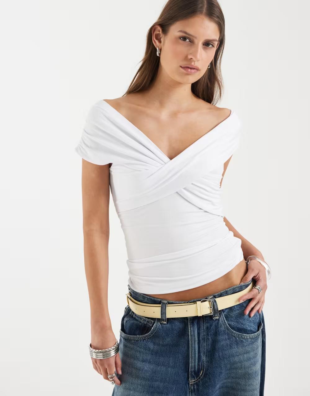 BIAŁY TOP V-NECK