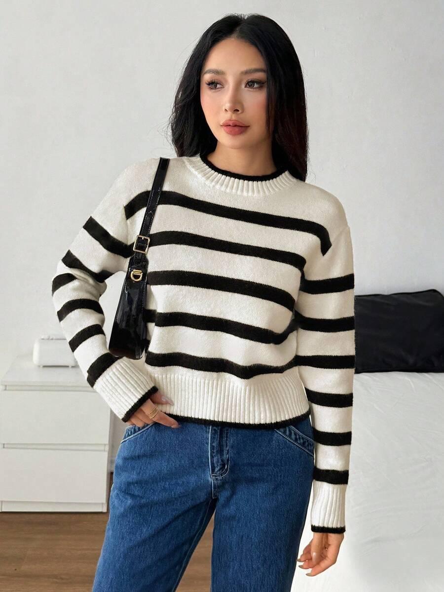 SWETER WZÓR PASKI 