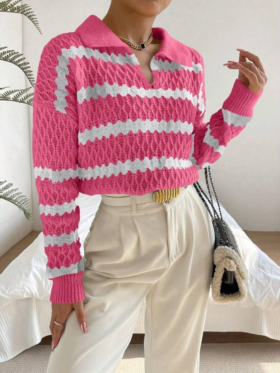 SWETER W PASKI Z KOŁNIERZEM
