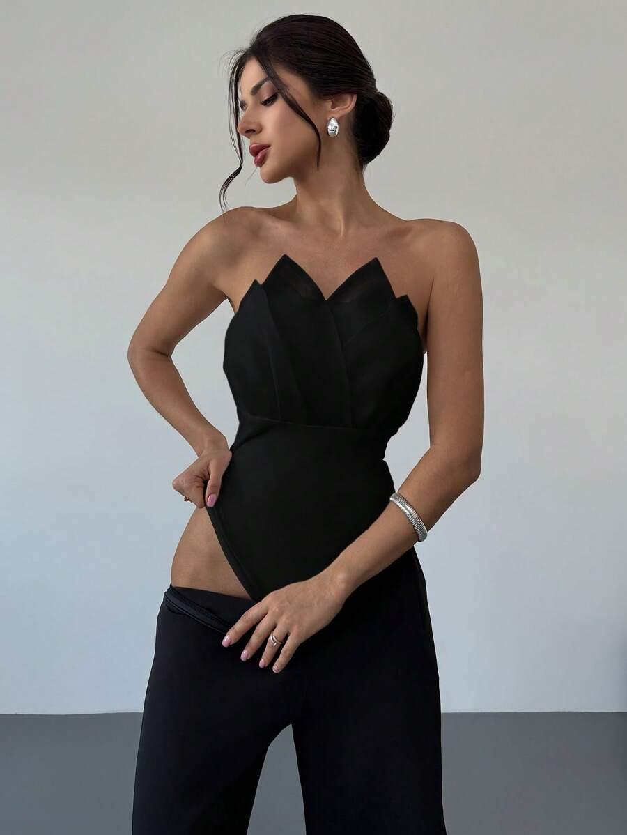 CZARNE BODY ZDOBIENIE