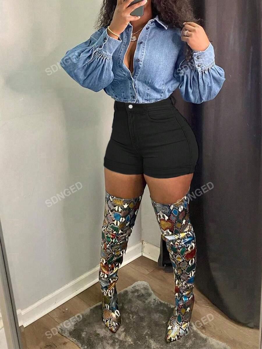 czarne spodenki jeans