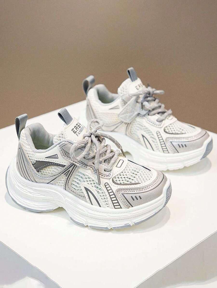 SZNUROWANE BUTY SPORTOWE