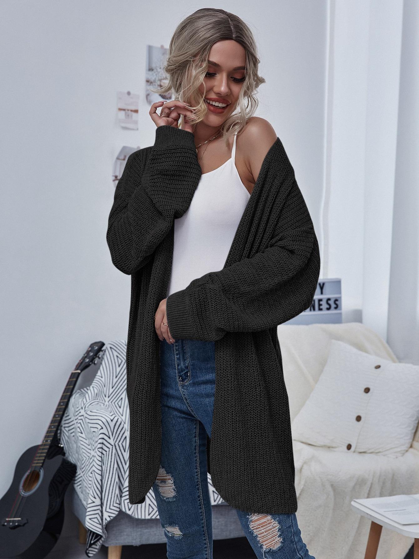 CZARNY SWETER NARZUTKA