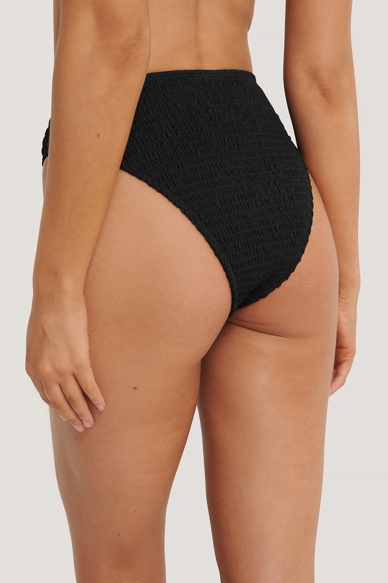 CZARNY DÓŁ OD BIKINI MARSZCZENIE