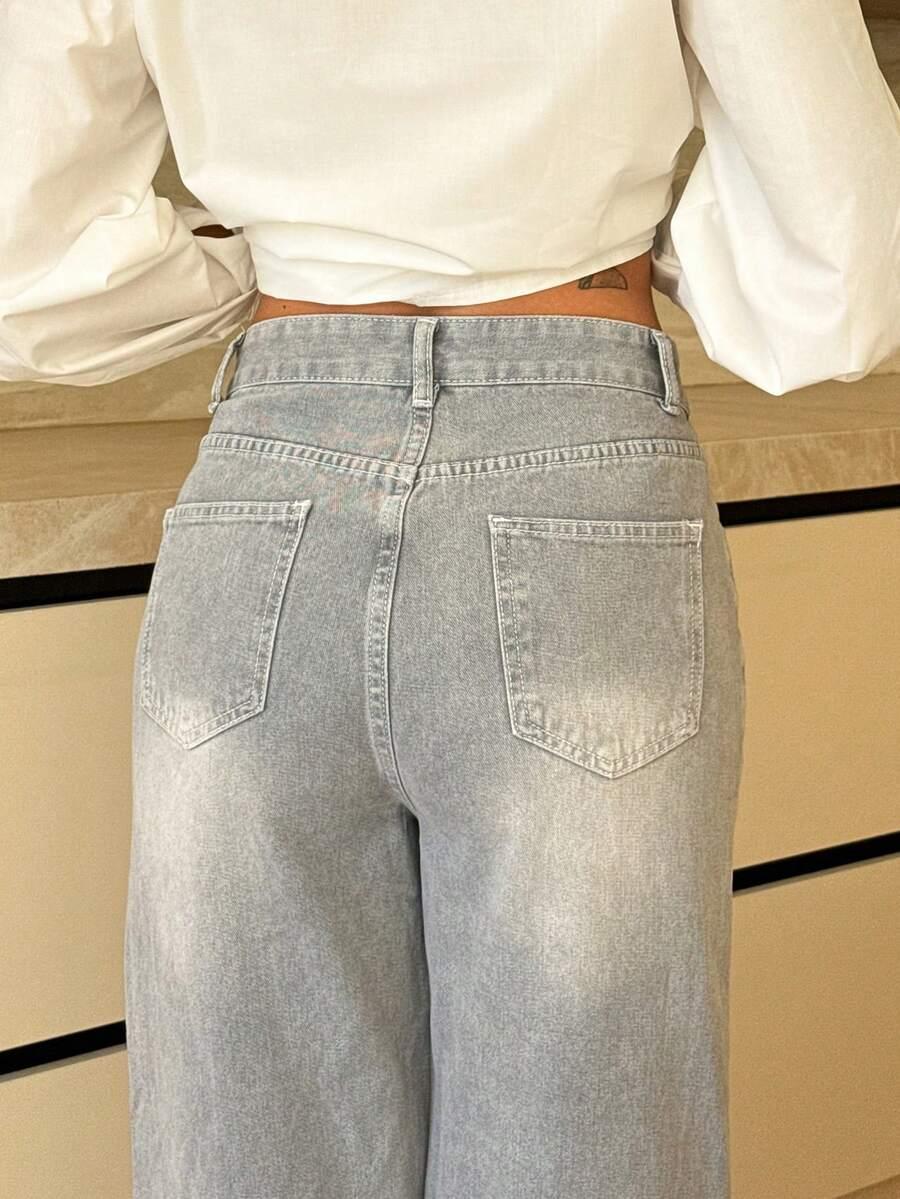 szare spodnie jeans