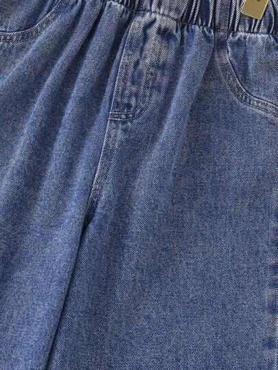 niebieskie spodnie jeans