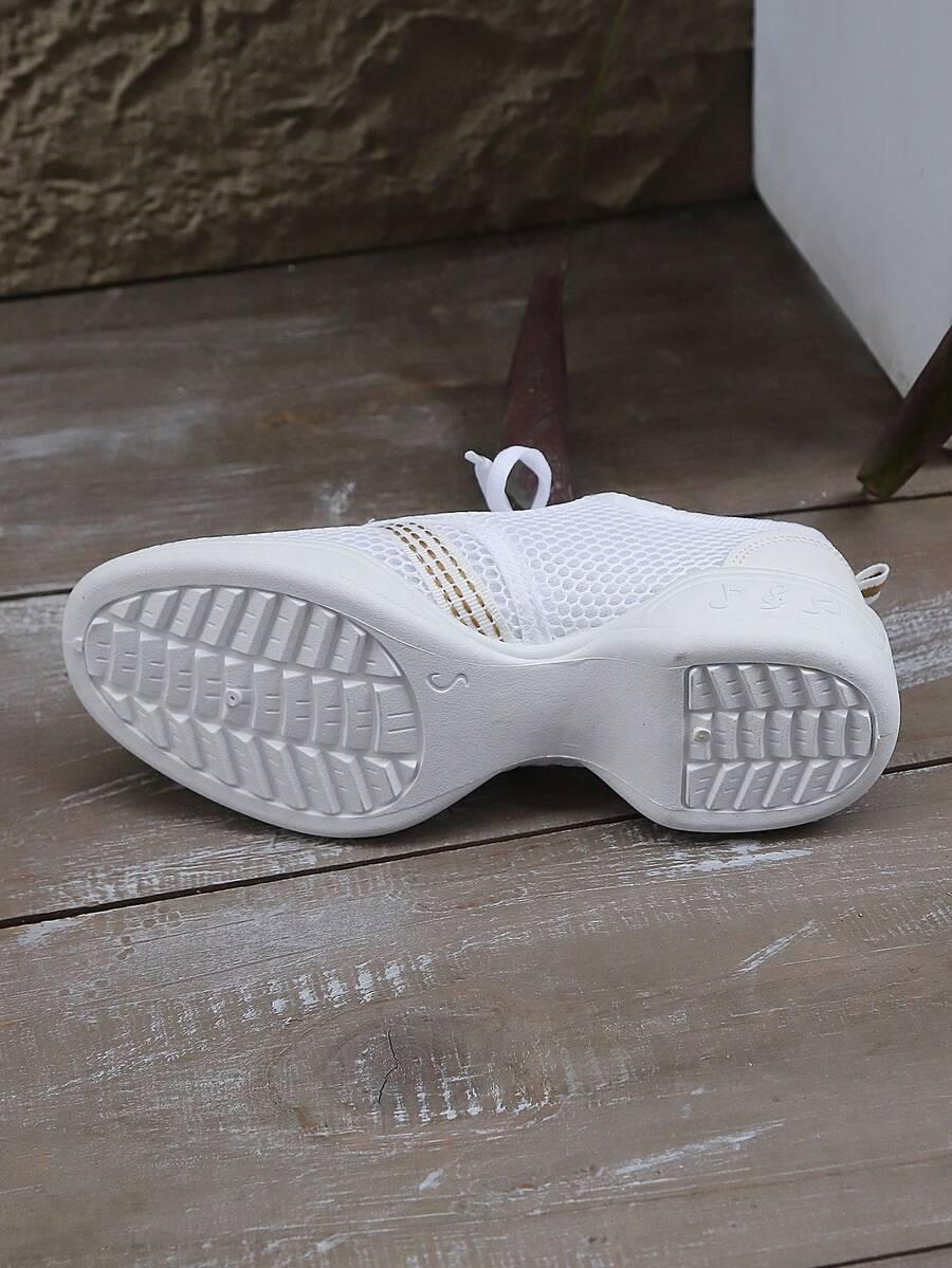 BIAŁE BUTY SPORTOWE