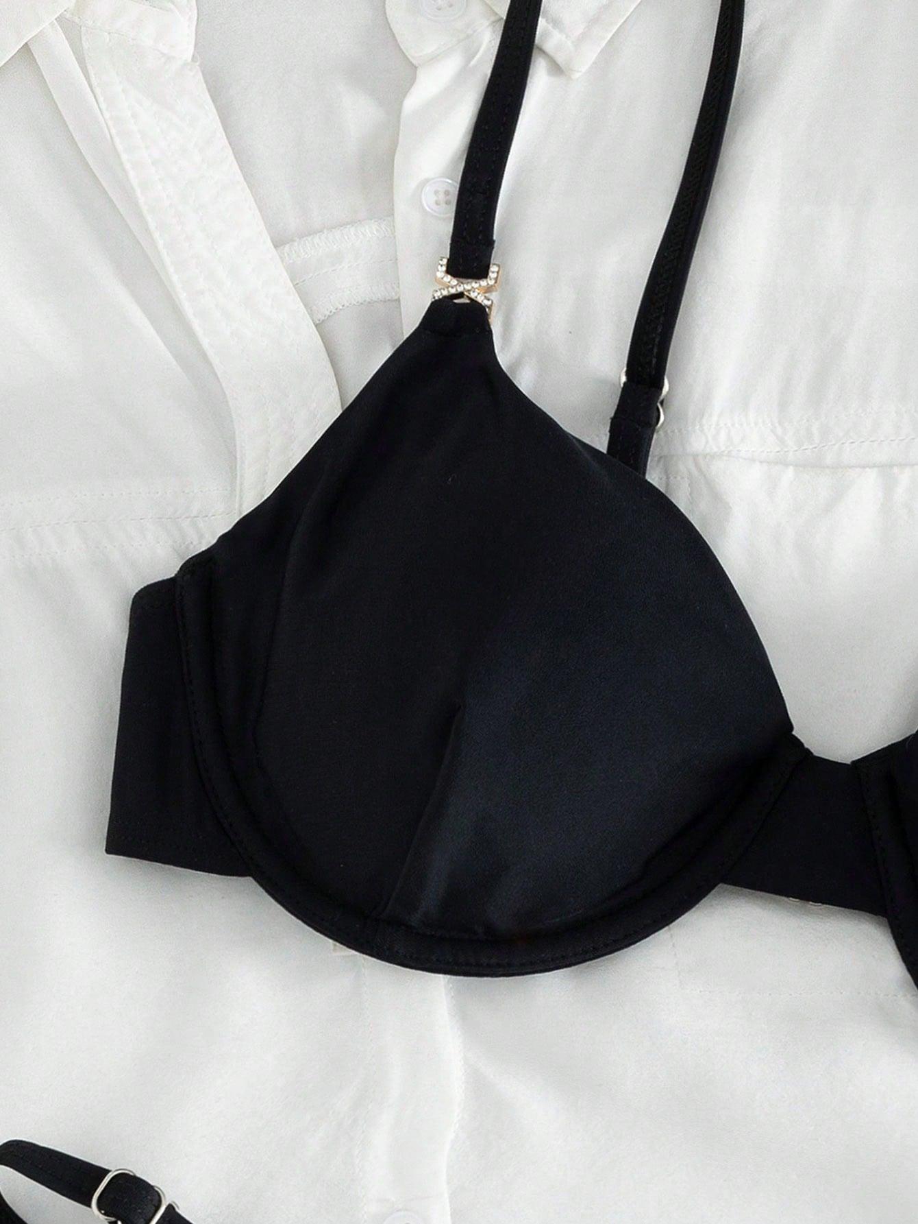 czarna góra od bikini