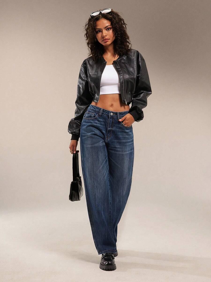 granatowe spodnie jeans 