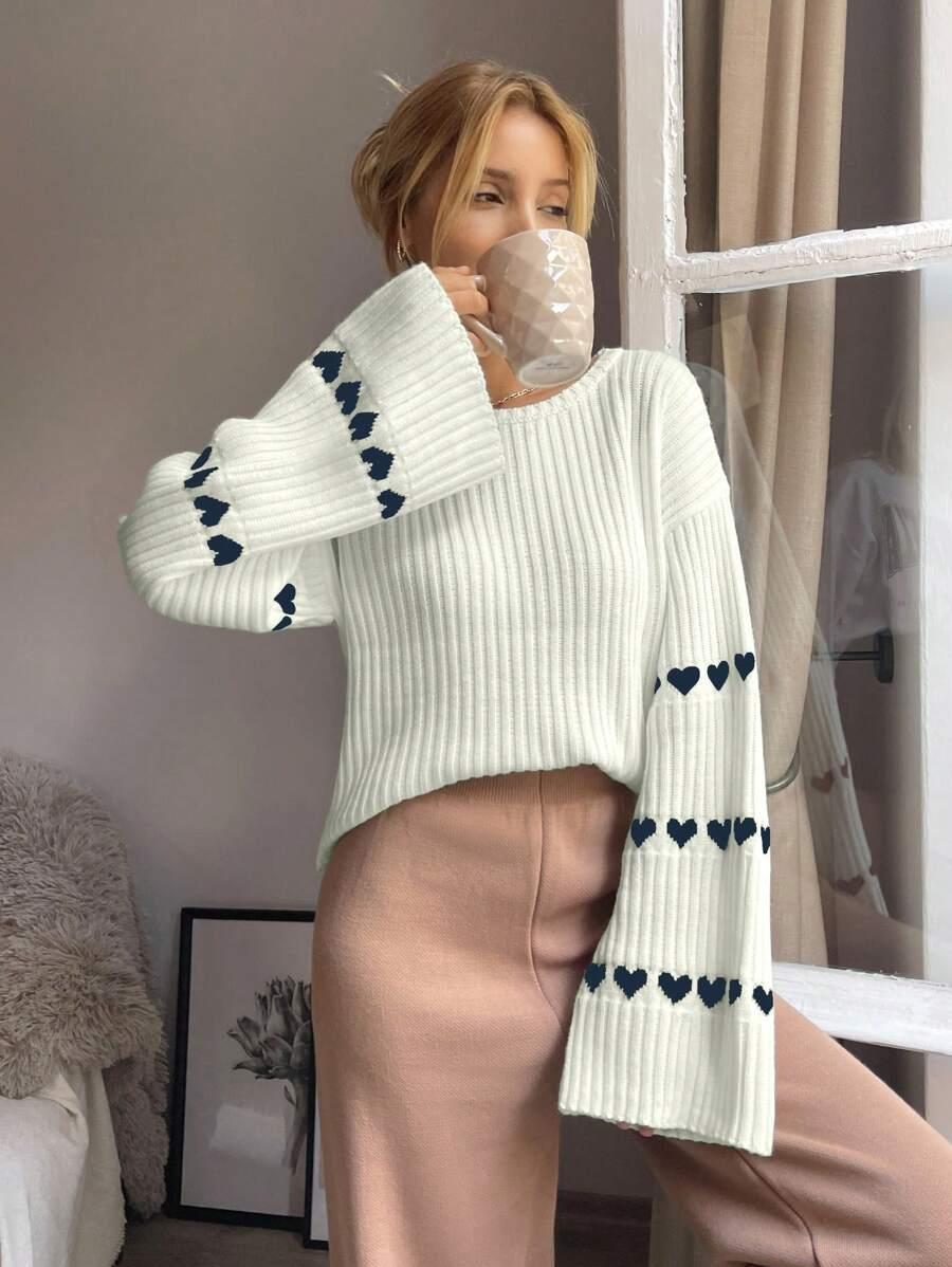 SWETER SZEROKIE RĘKAWY WZÓR SERCA