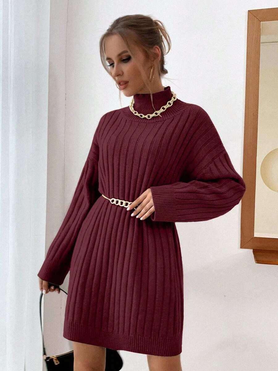 czerwona dzianinowa sukienka