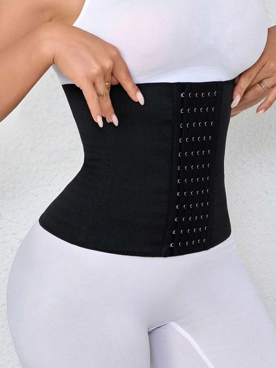 czarny gorset haftka