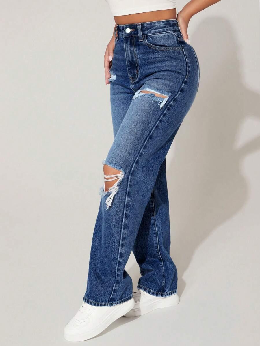 niebieskie spodnie jeans