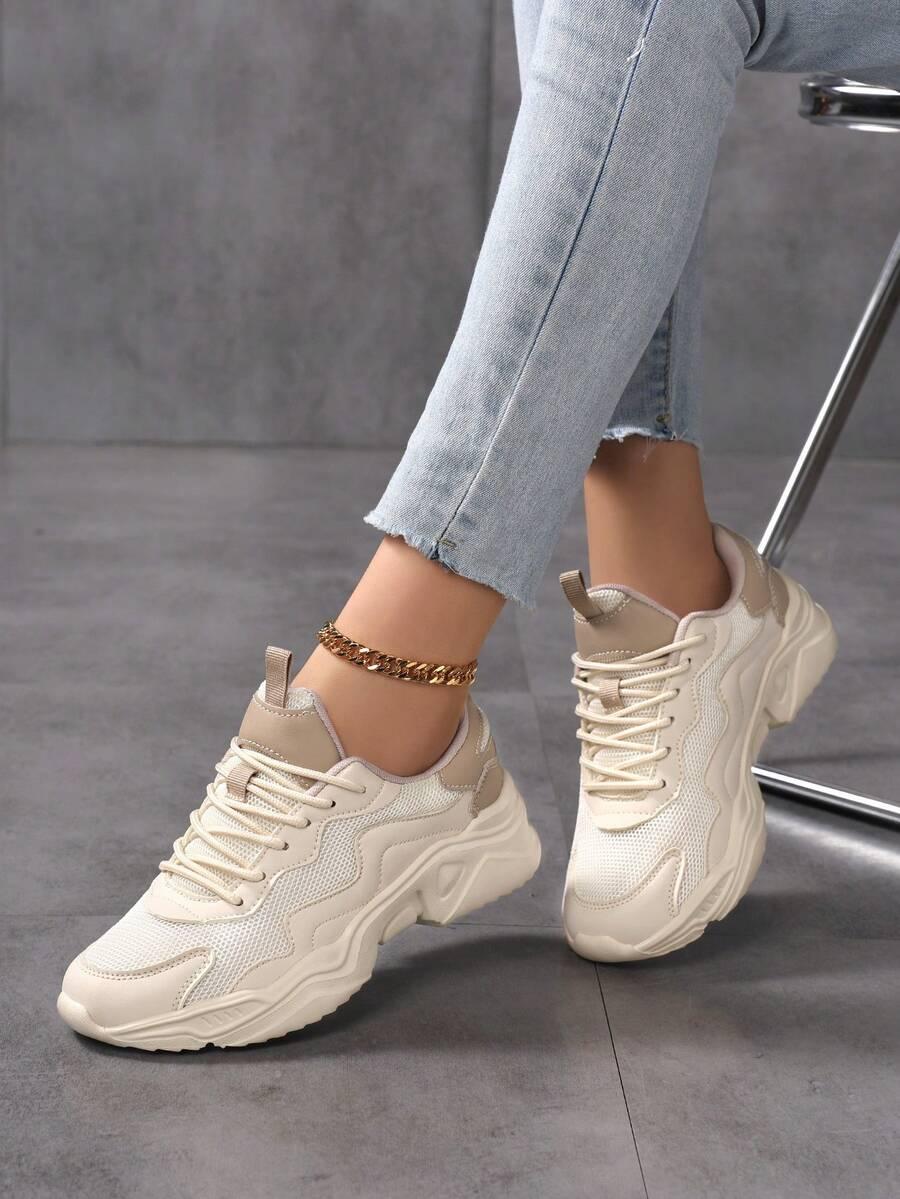 beżowe sznurowane buty sportowe