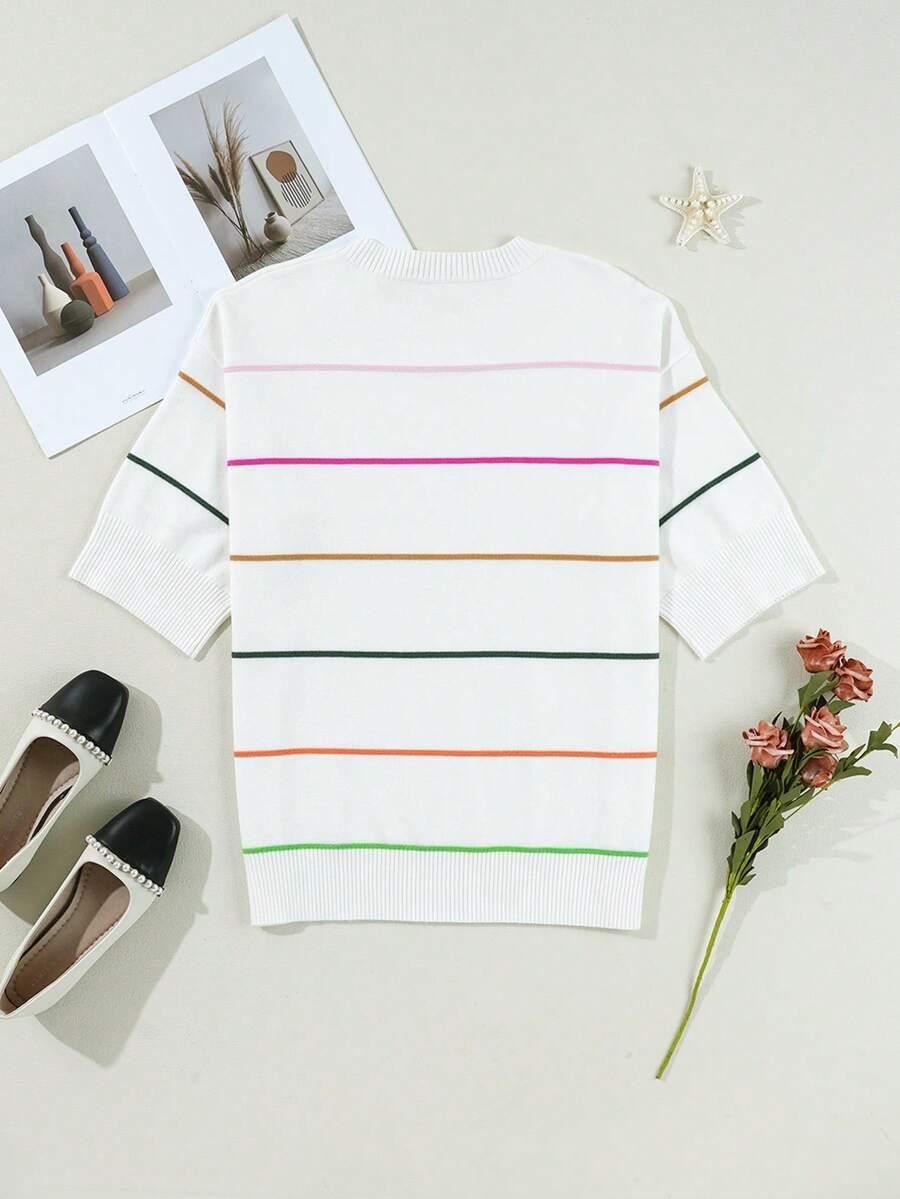 dzianinowy sweter wzór paski 