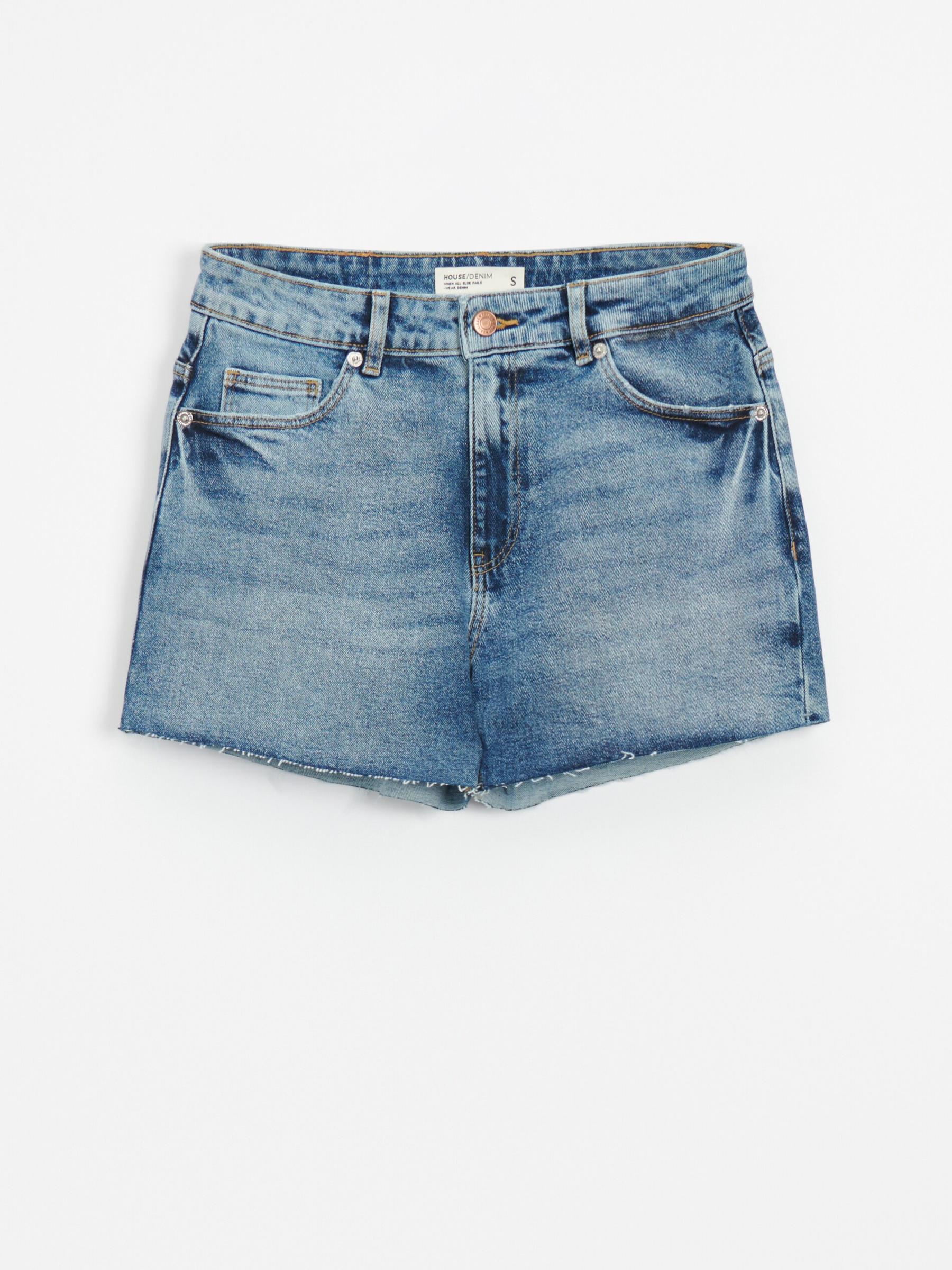 krótkie spodenki jeans