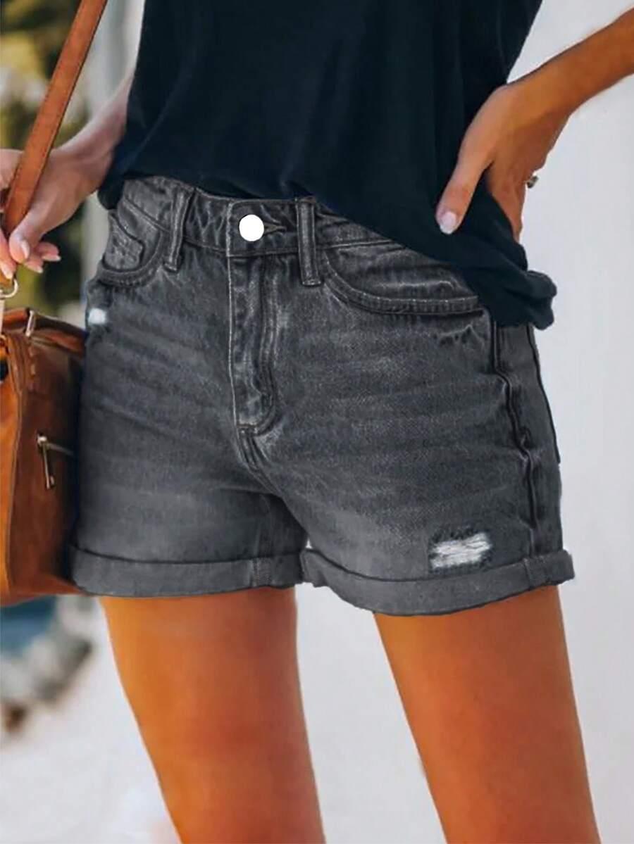 krótkie spodenki z przetarciami jeans