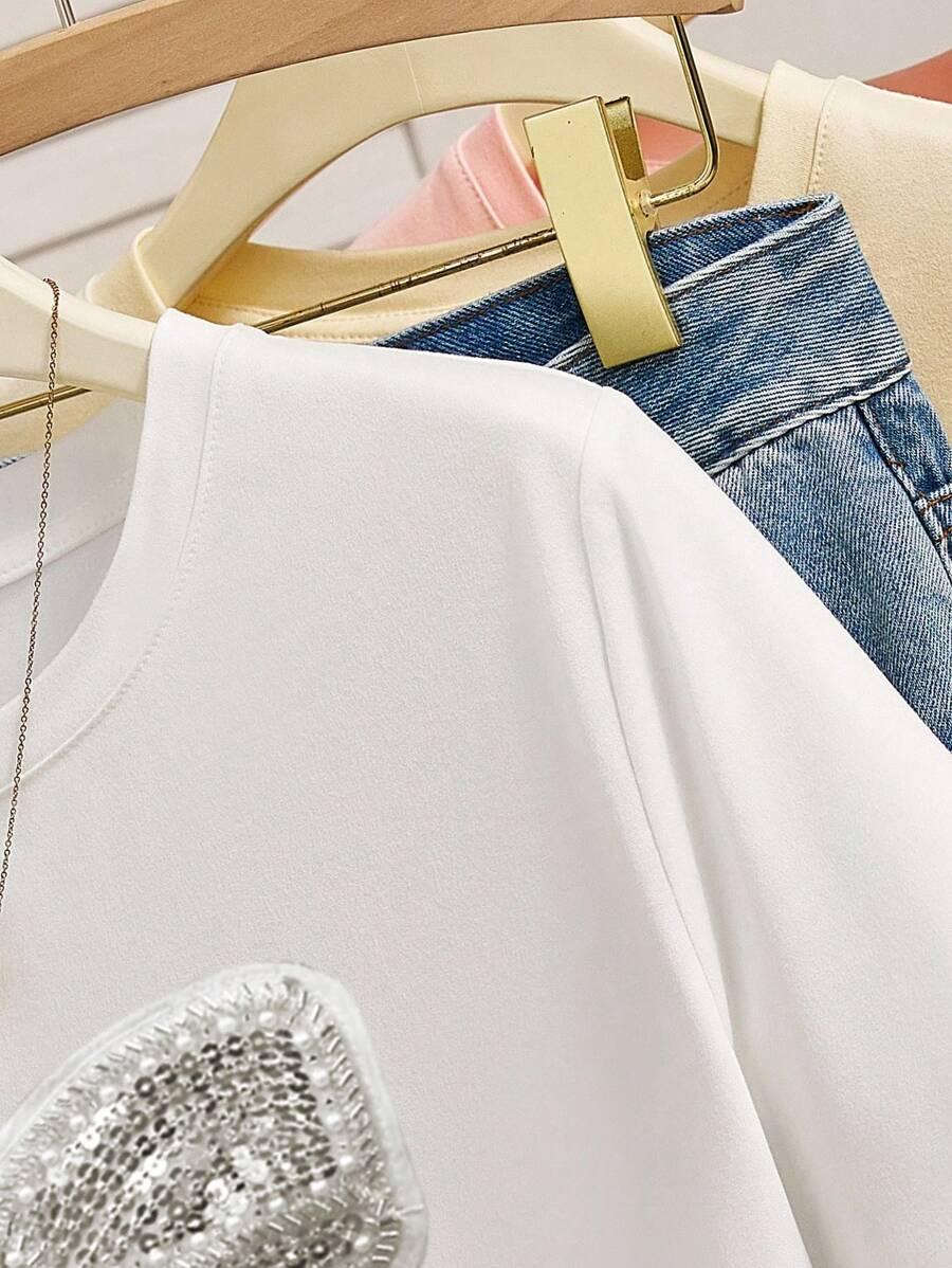 biały t-shirt zdobienie