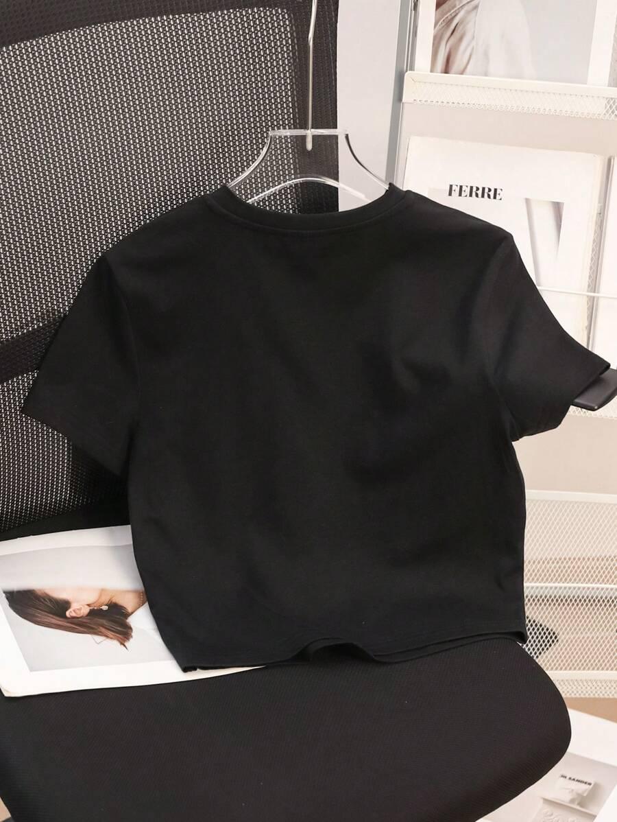 CZARNY T-SHIRT OKRĄGŁY DEKOLT ZDOBIENIE 