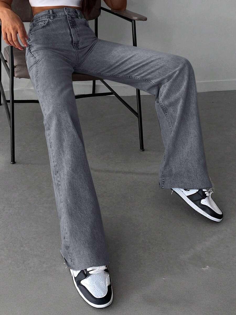 szare spodnie jeans