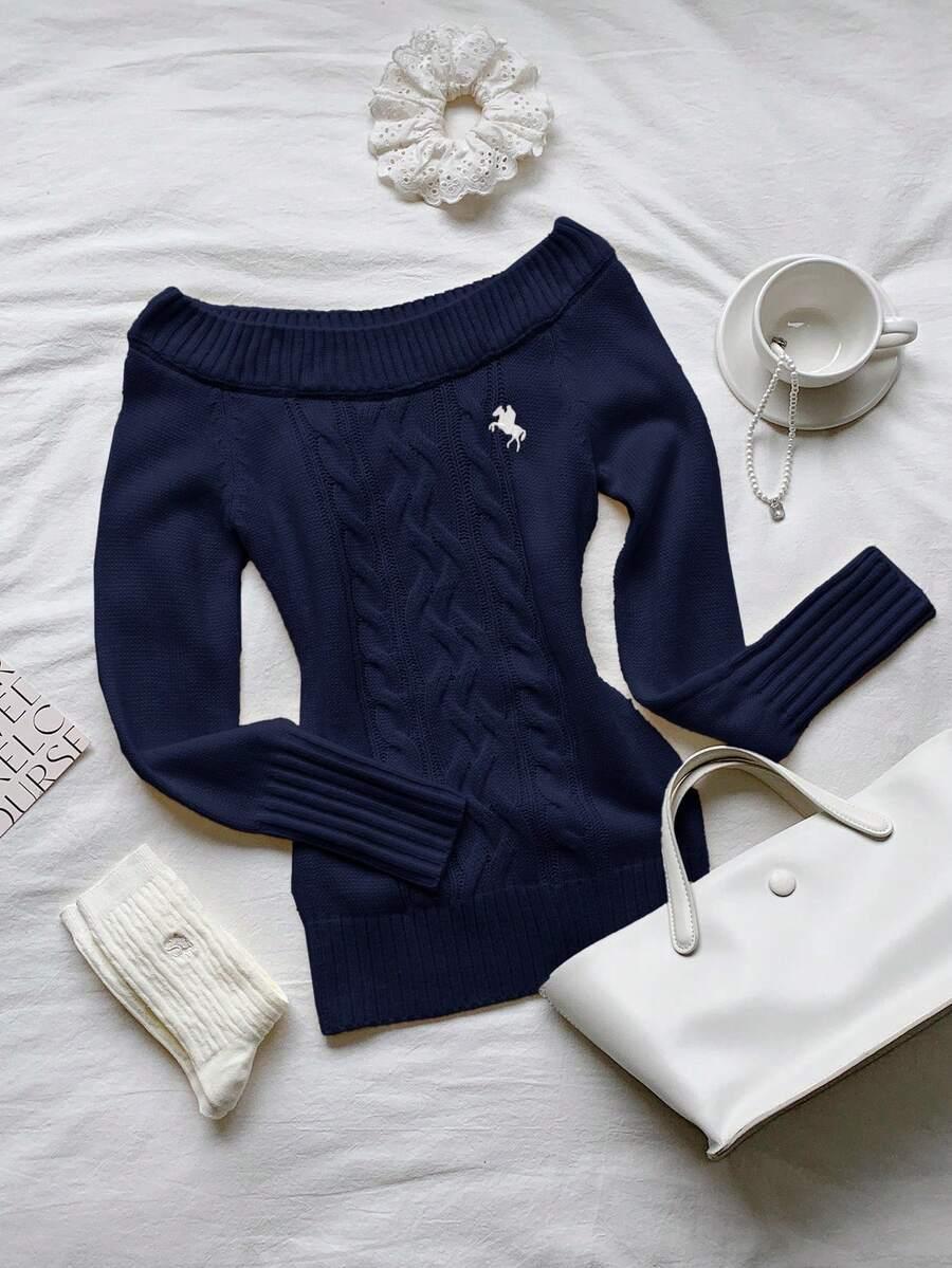 niebieski dzianinowy sweter