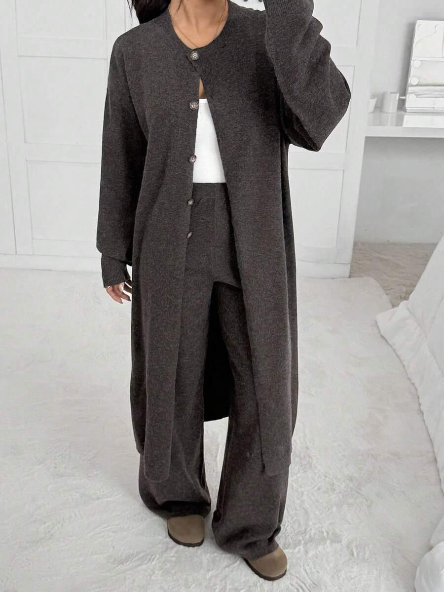 BRĄZOWY SWETER GUZIKI