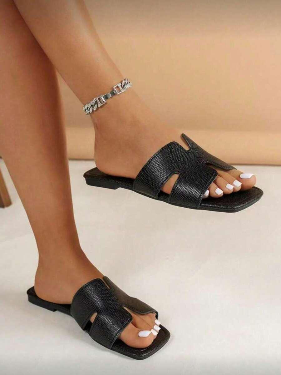 CZARNE KLAPKI CASUAL