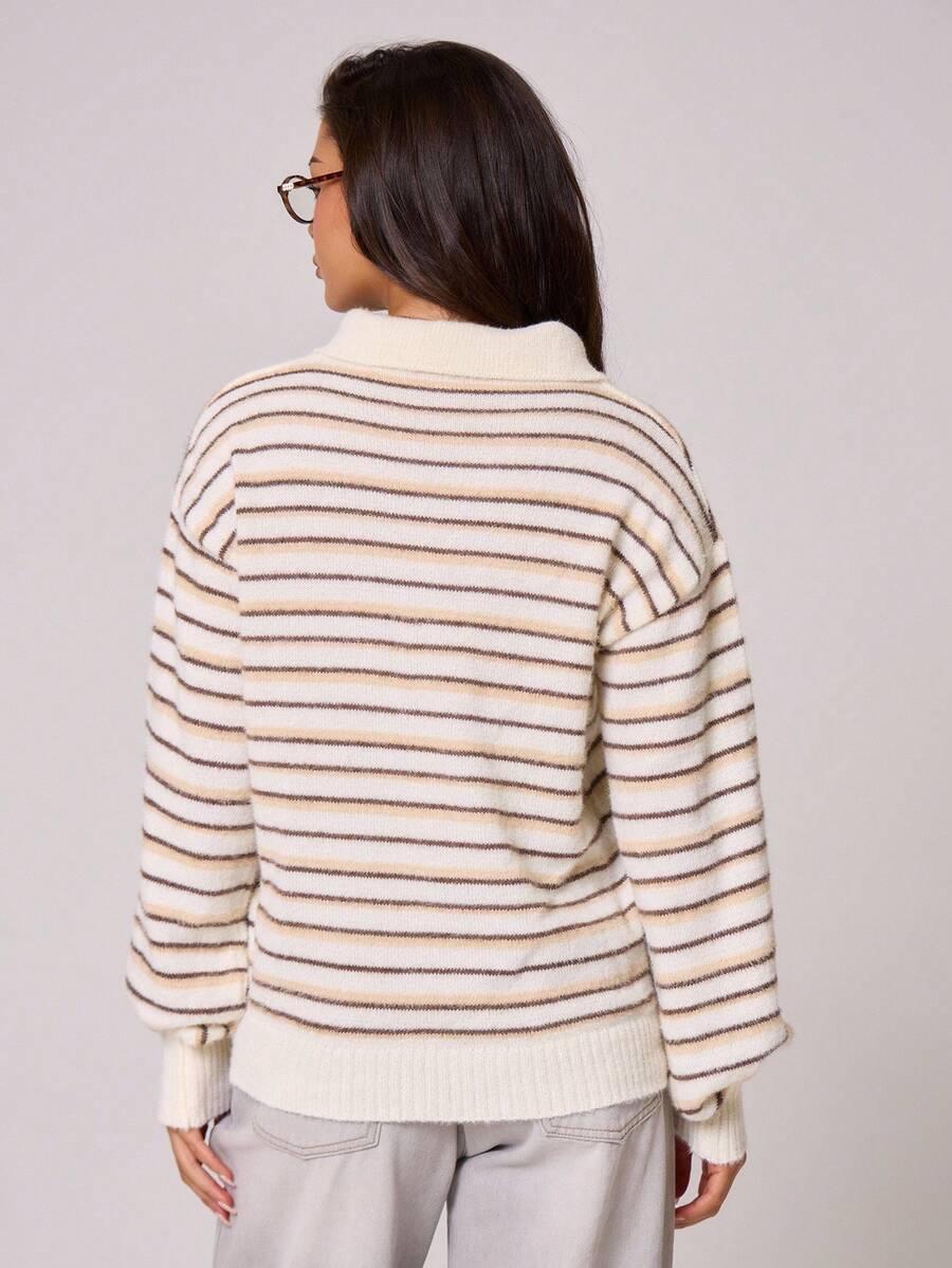 SWETER W PASKI GUZIKI