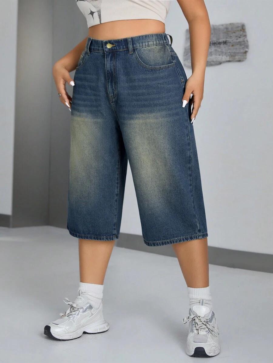 niebieskie jeansowe spodenki