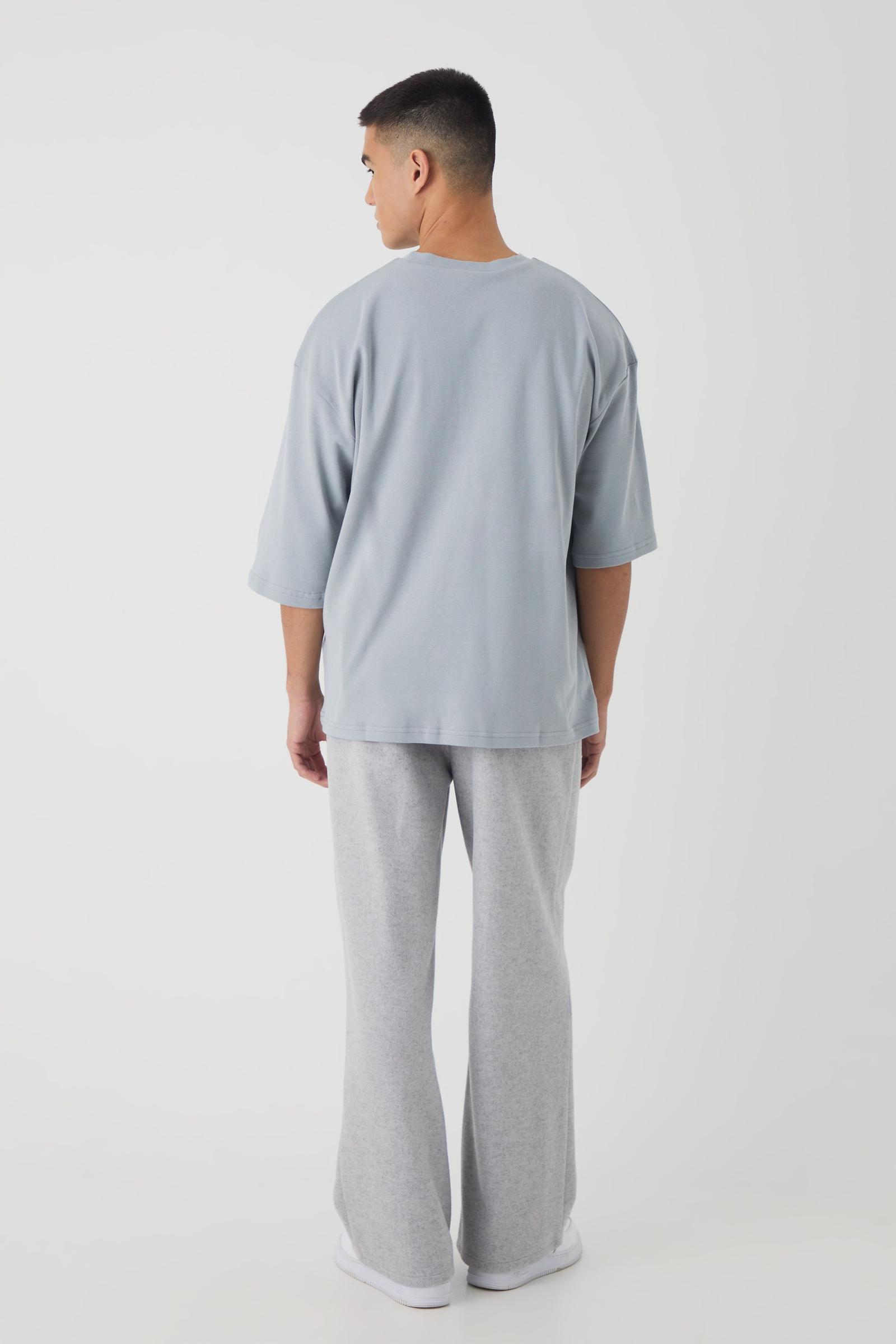 szary t-shirt haft