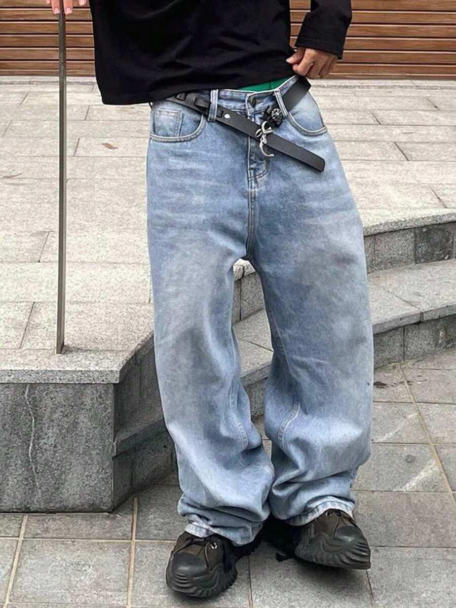 niebieskie spodnie baggy jeans