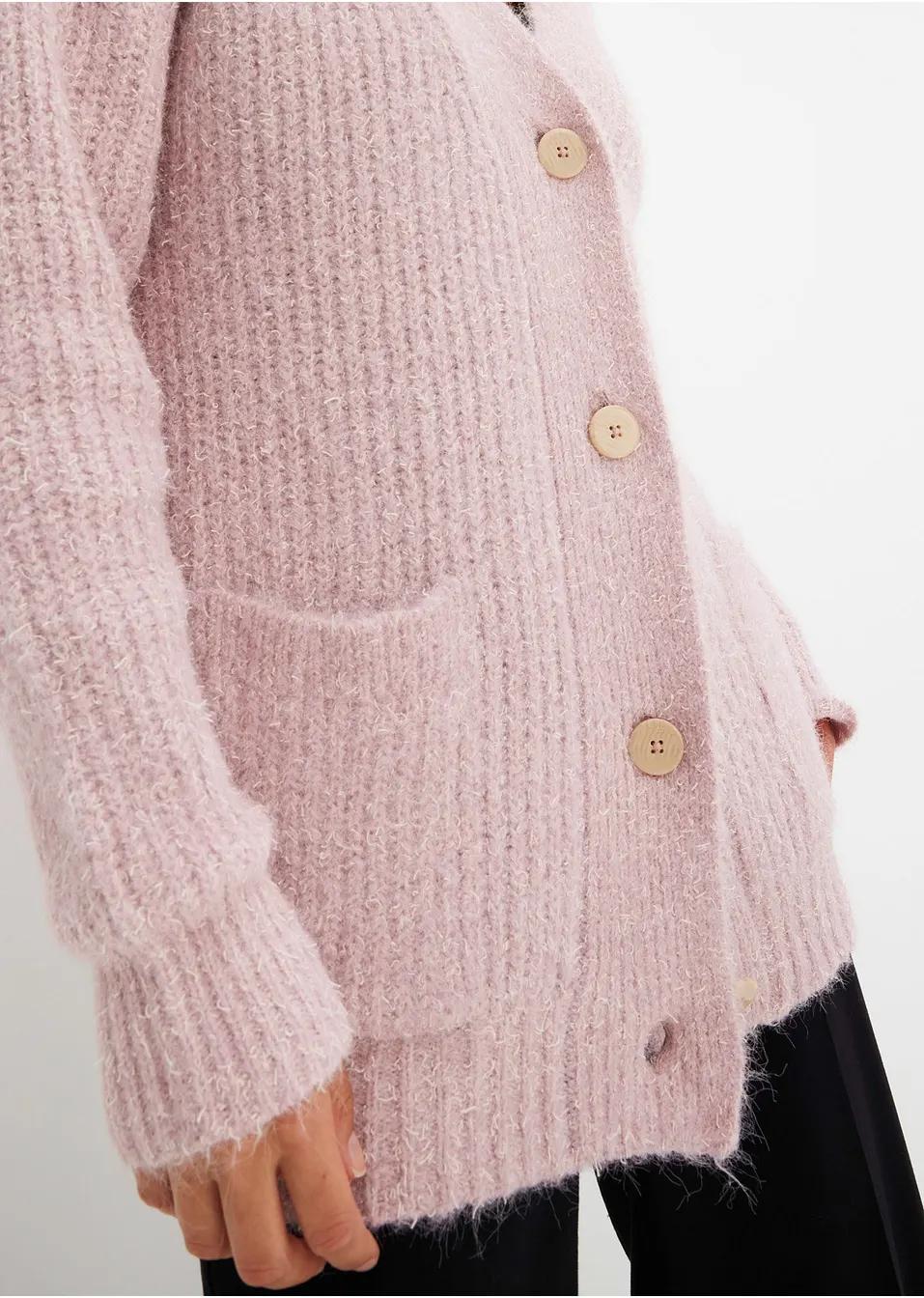 SWETER Z GUZIKAMI