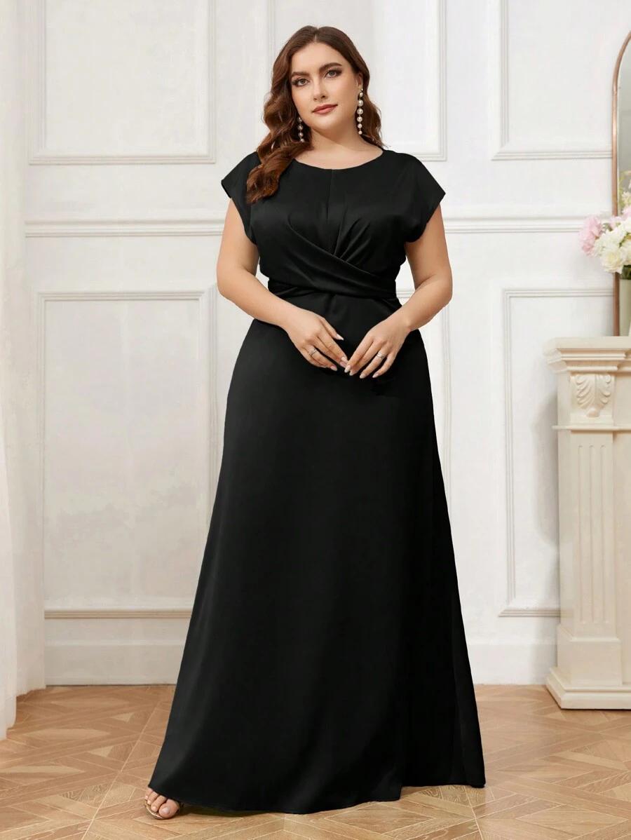 CZARNA MAXI SUKIENKA