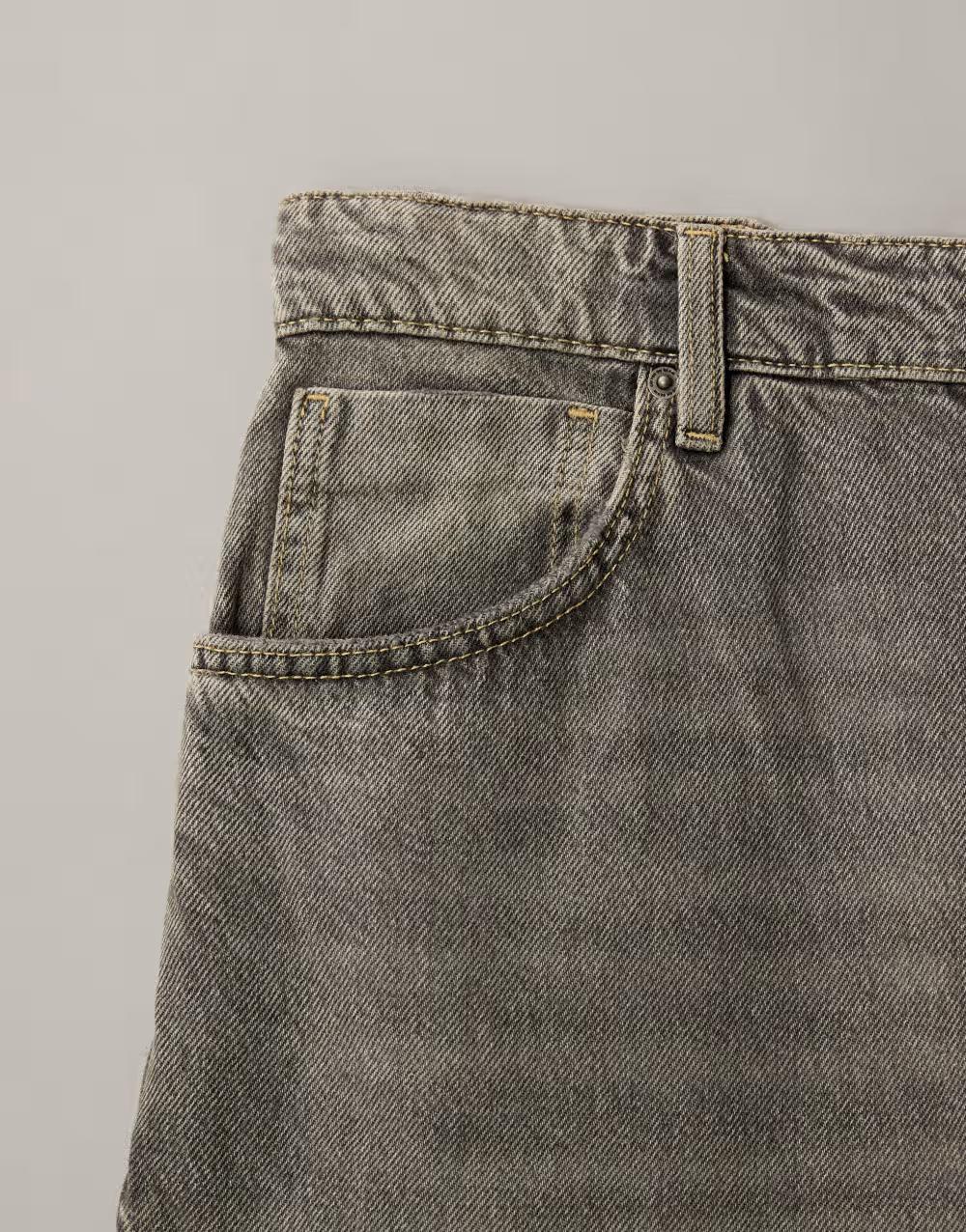 szare spodnie jeans