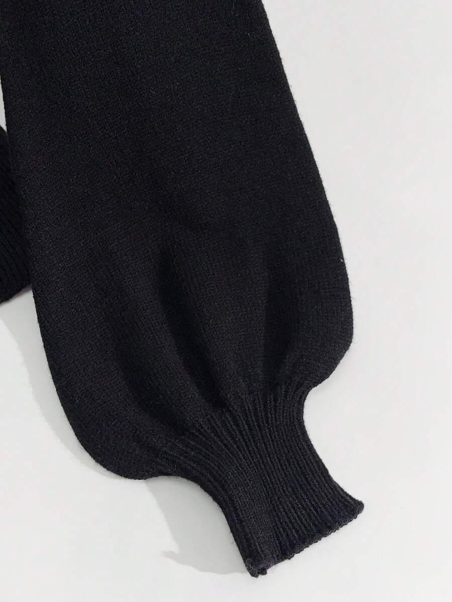 CZARNY SWETER guziki