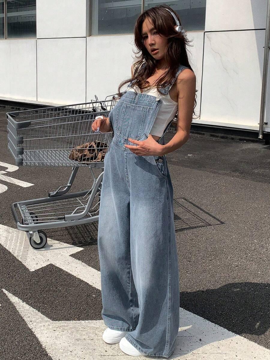 niebeskie ogrodniczki jeans