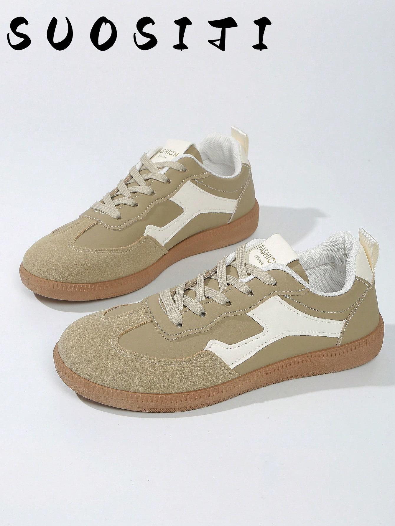 sznurowane buty sportowe