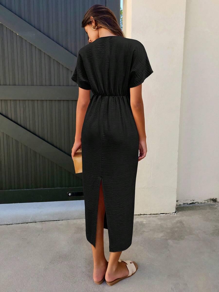czarna sukienka v-neck