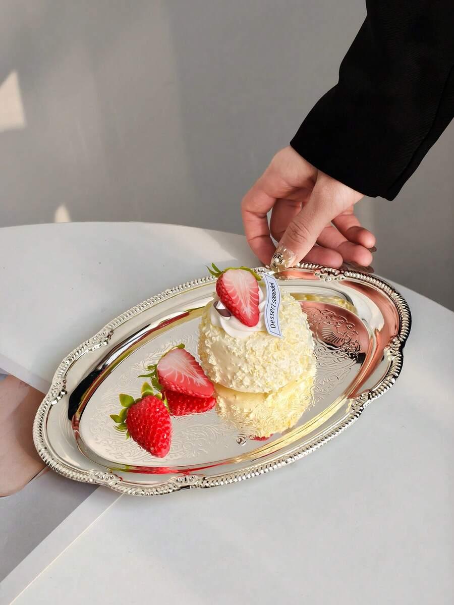 biała taca zdobienie