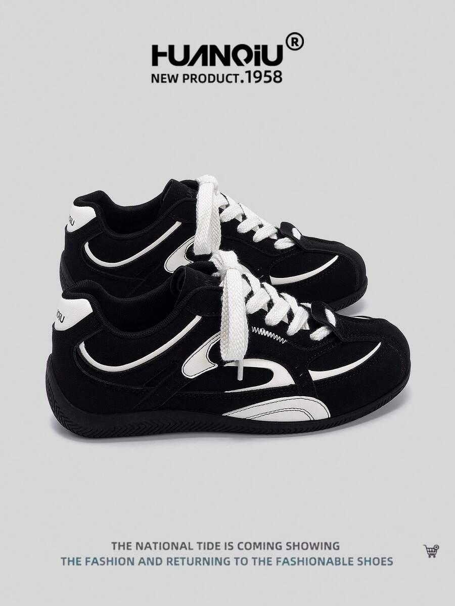 czarne buty sportowe