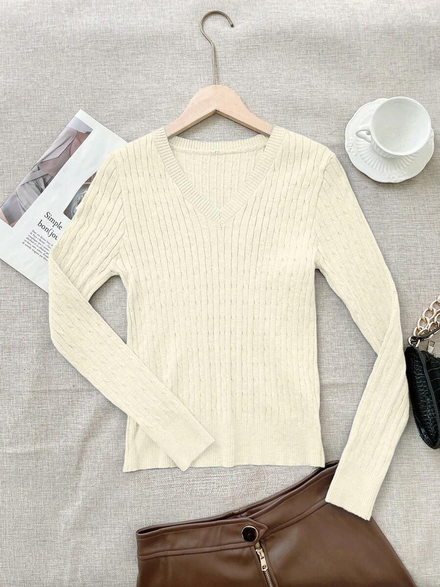 KREMOWY DOPASOWANY sweter v neck
