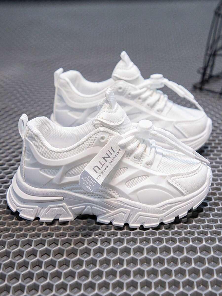 SZNUROWANE BUTY SPORTOWE