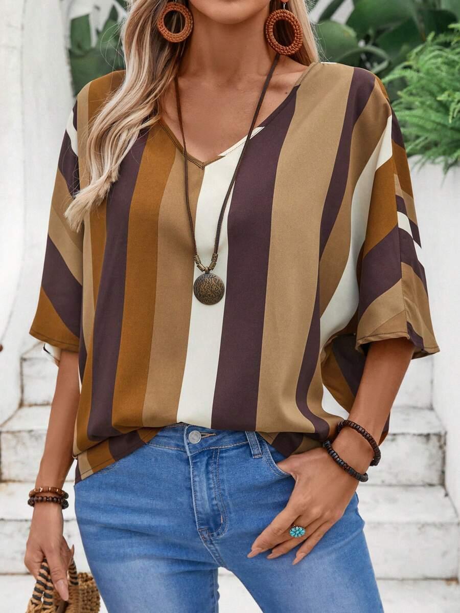 bluzka v neck