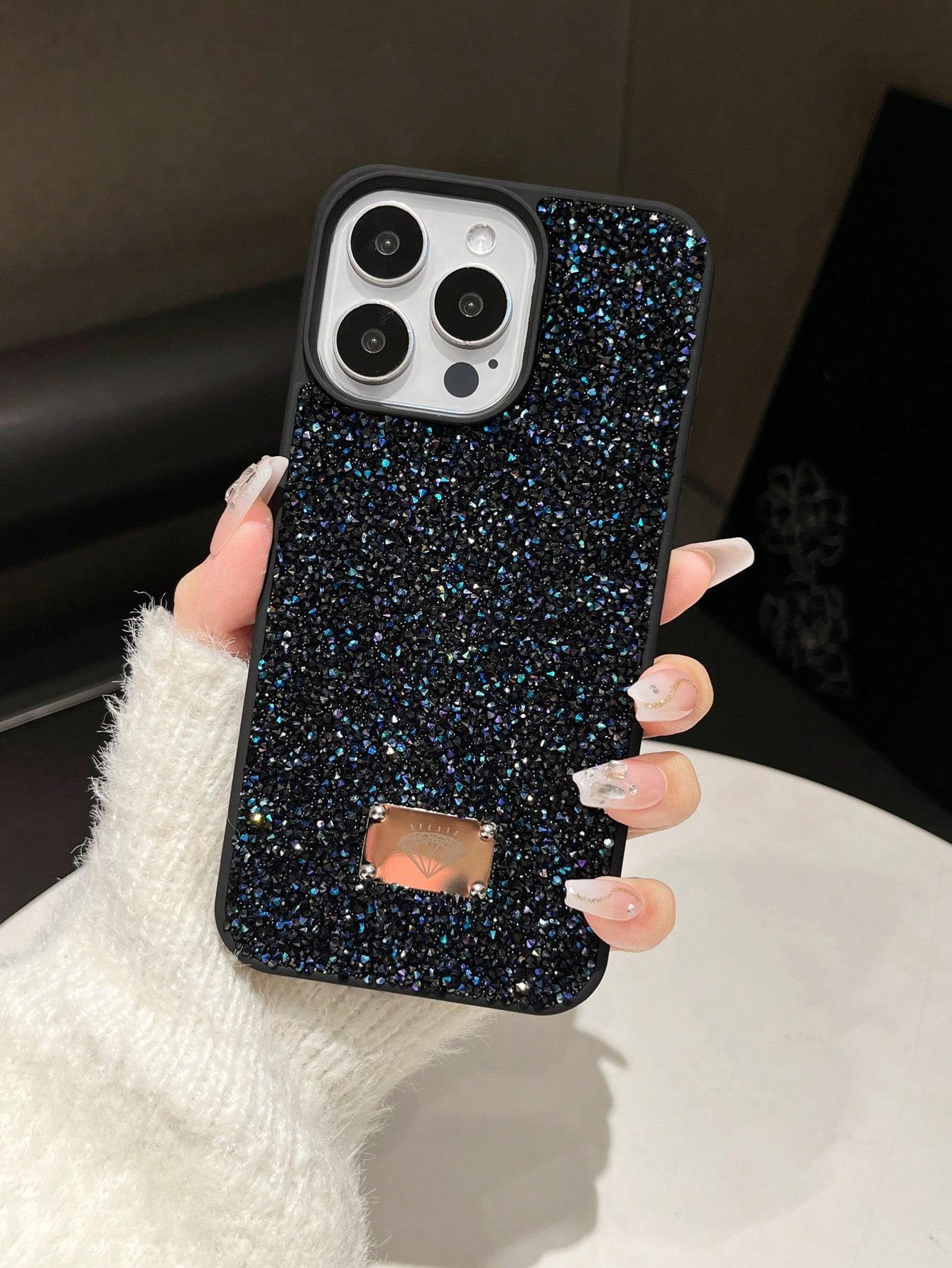 czarne etui na telefon Iphone 16 Pro