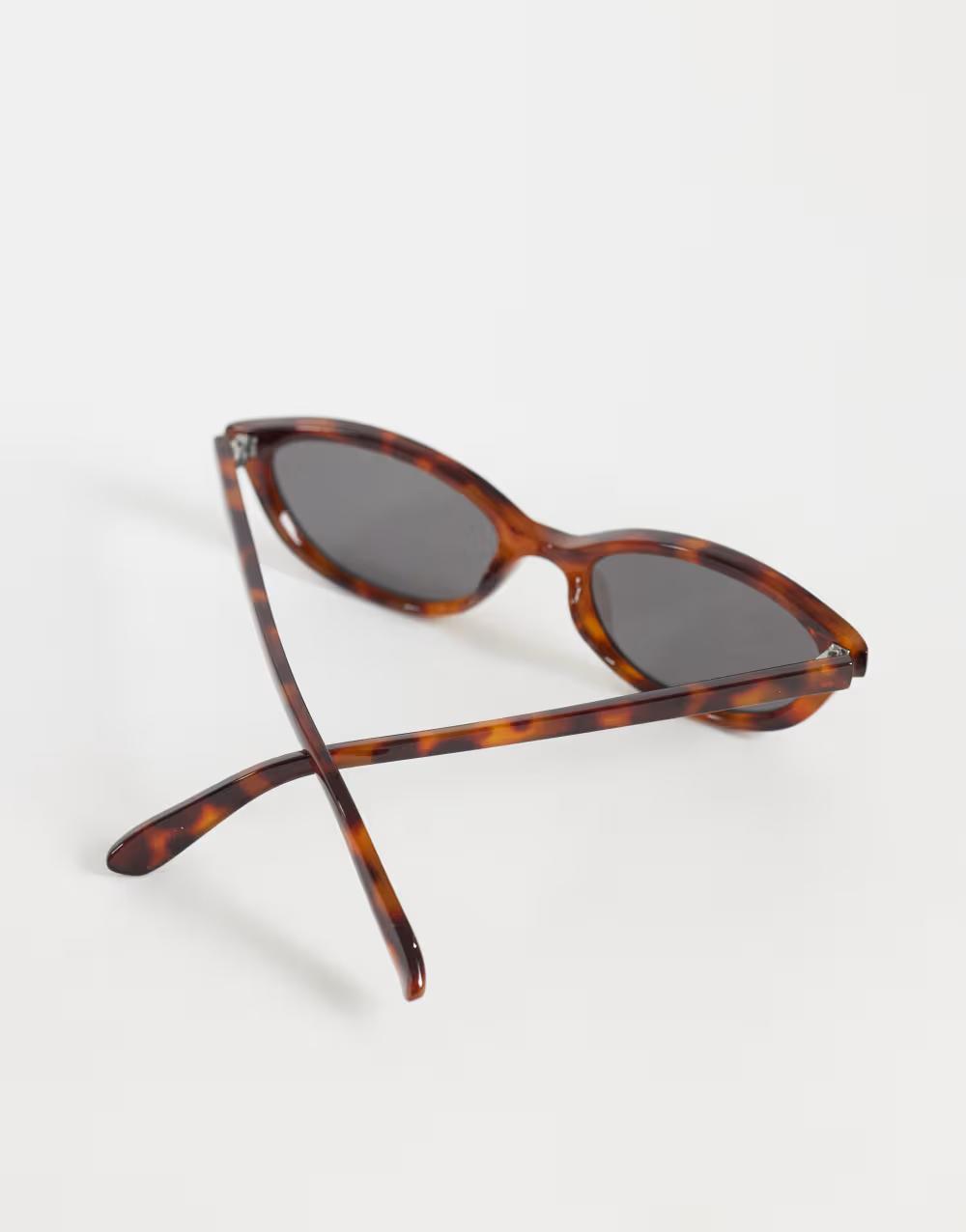 OWALNE BRĄZOWE OKULARY PRZECIWSŁONECZNE animal print