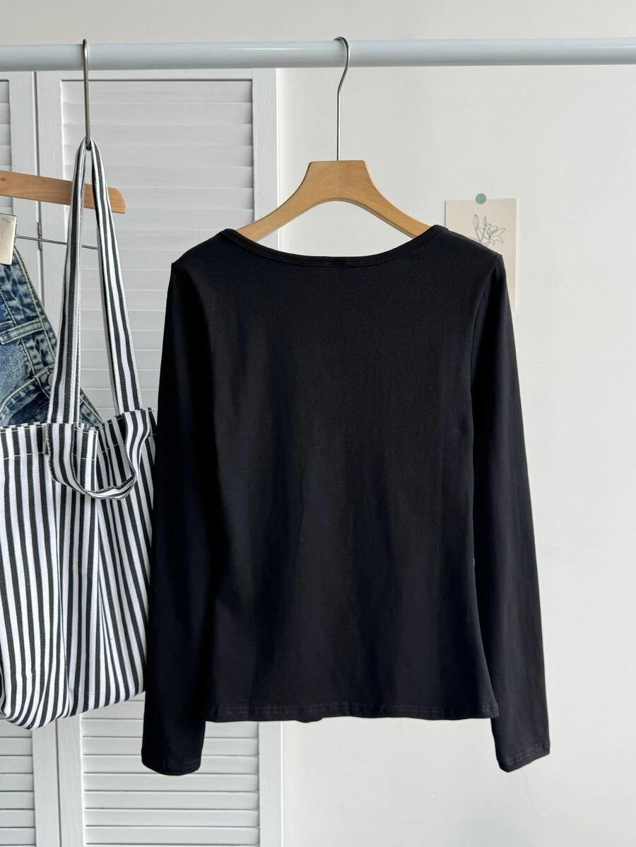 czarna bluzka v-neck